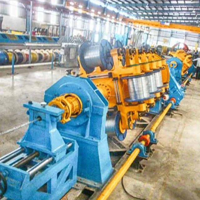 Fork Type with Manual Bobbin Loading